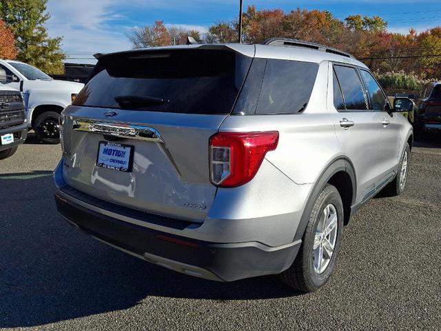 2021 ford explorer xlt