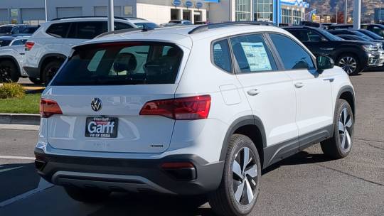 2024 Volkswagen Taos