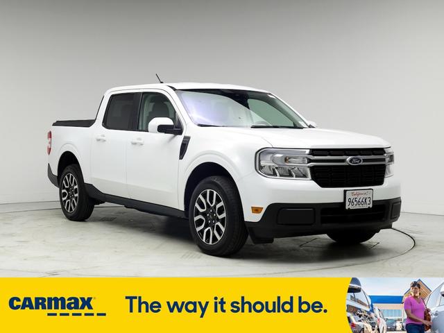 2022 ford maverick lariat