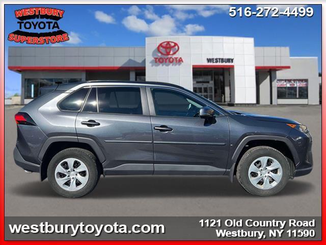 2021 toyota rav4 le