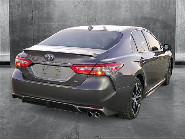 2019 toyota camry se