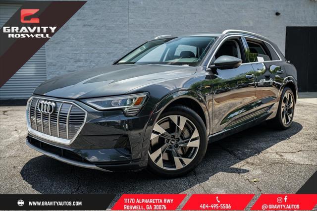 2022 audi e-tron premium plus