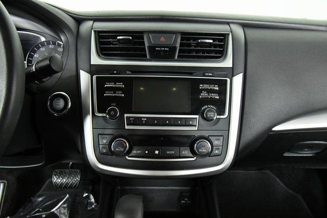 2017 nissan altima 2.5 sv
