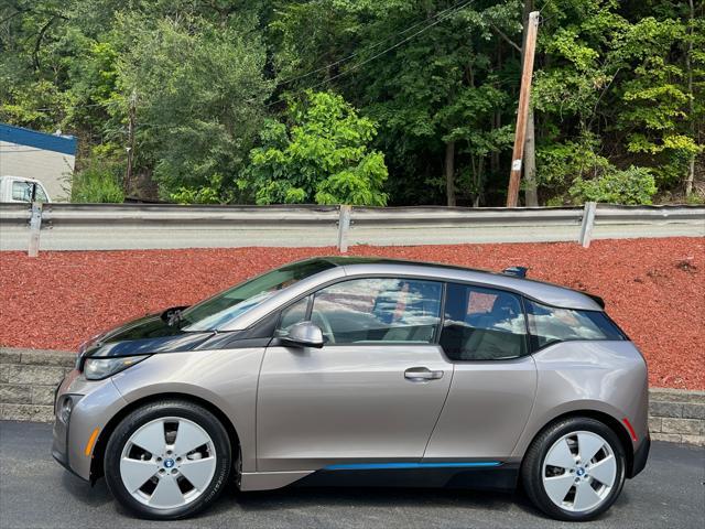 2014 bmw i3 base w/range extender