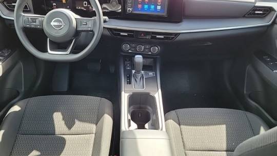2025 Nissan Kicks
