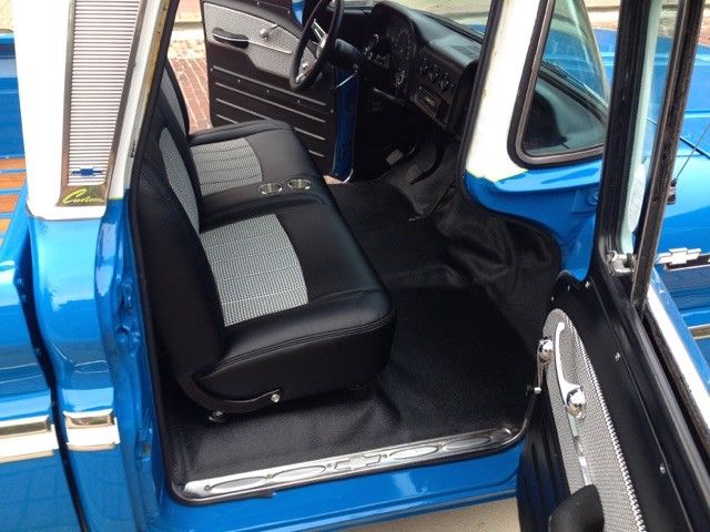 1962 chevrolet c10 short wheel base custom cab 6 cylinder 3 speed manual