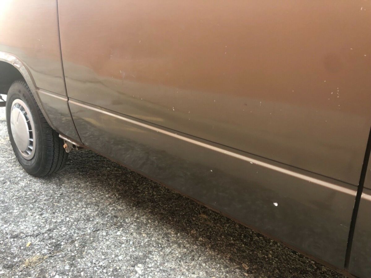 low mileage rust free vanagon gl!
