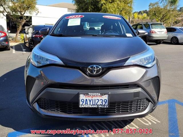 2022 toyota c-hr xle