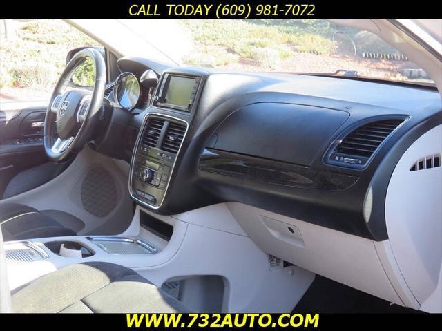 2012 dodge grand caravan crew