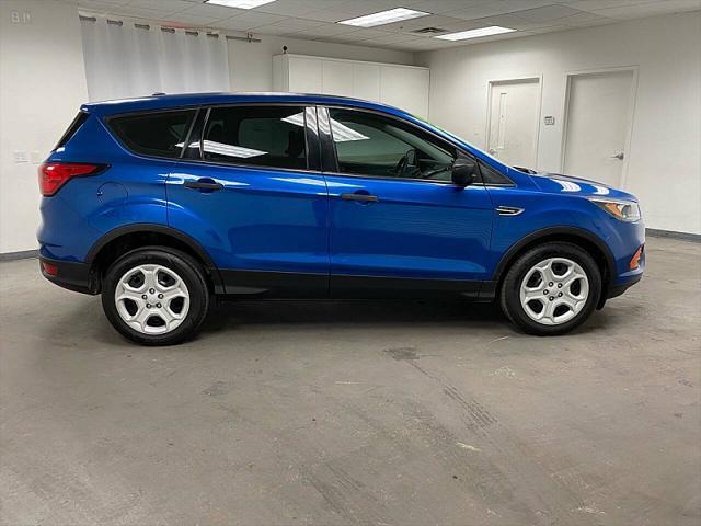 2019 ford escape s