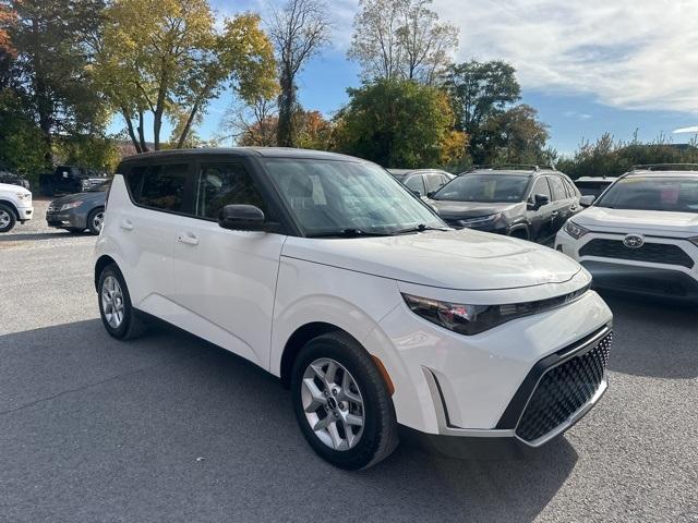 2024 kia soul s