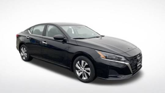 2025 Nissan Altima