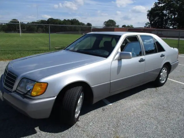 1993 mercedes 300sd low mileage rust free southern diesel. rare. weak reverse