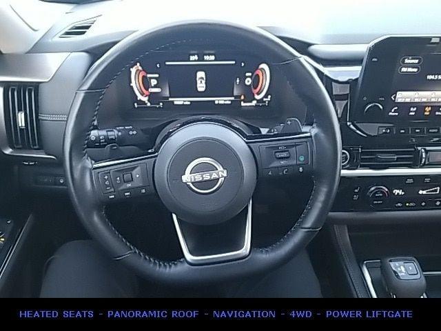2022 nissan pathfinder platinum in lowell, michigan