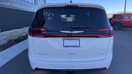 2025 Chrysler Pacifica