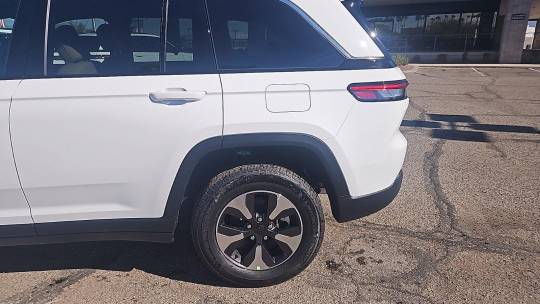 2024 Jeep Grand Cherokee