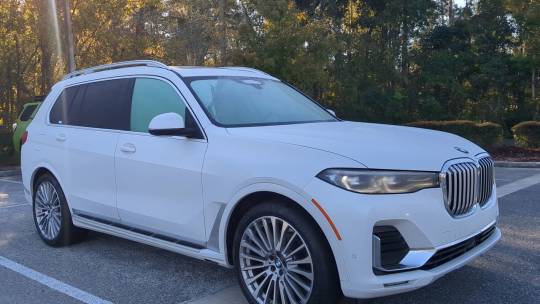 2022 BMW X7