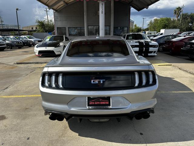 2020 ford mustang gt