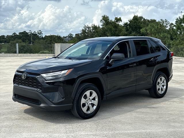 2023 toyota rav4 le