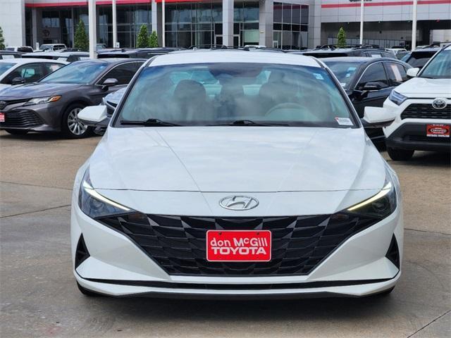 2022 hyundai elantra sel