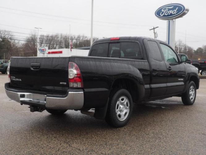 2013 toyota tacoma base 4x2 base 4dr access cab 6.1 ft sb 5m for sale in framingham, massachusetts