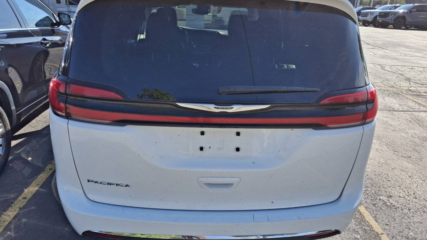 2022 chrysler pacifica touring l
