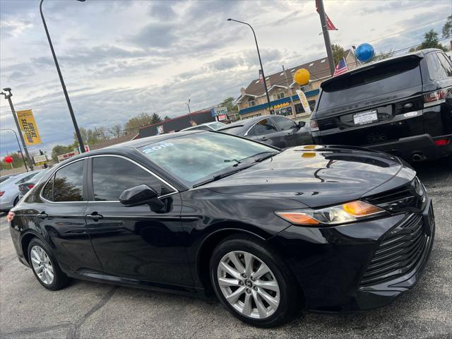2018 toyota camry le