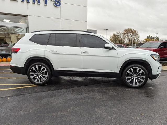 2022 volkswagen atlas 3.6l se w/technology