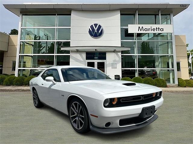 2023 dodge challenger r/t