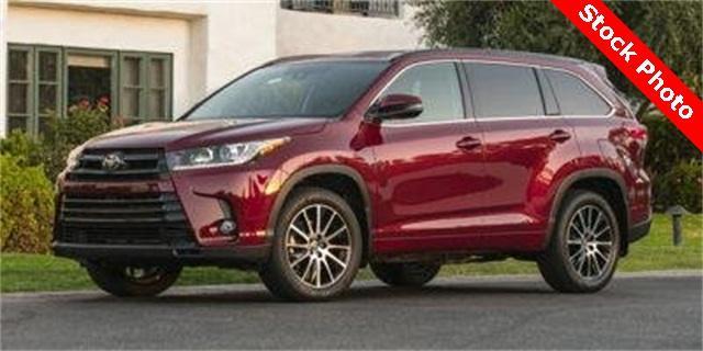 2019 toyota highlander le