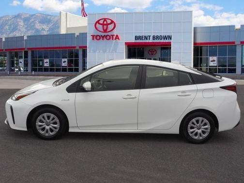 2021 toyota prius in co bluffs, iowa