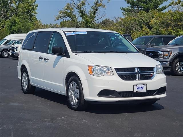 2020 dodge grand caravan se