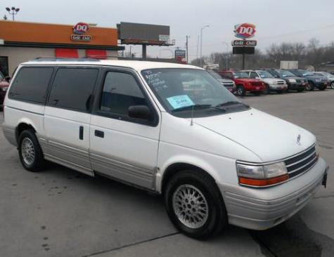 1995 plymouth voyager le in south dakota
