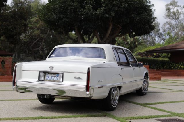 1989 cadillac fleetwood