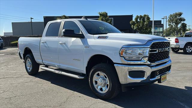 2022 ram 2500 big horn crew cab 4x4 64' box
