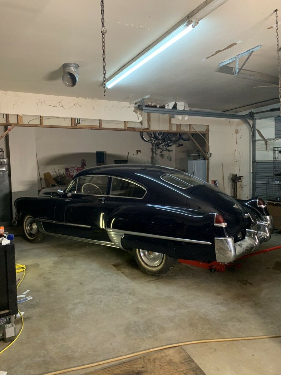 1949 cadillac series 61 fast back / club coupe blue rwd automatic