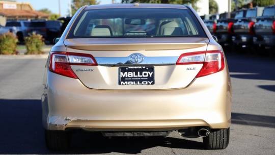 2012 toyota camry le