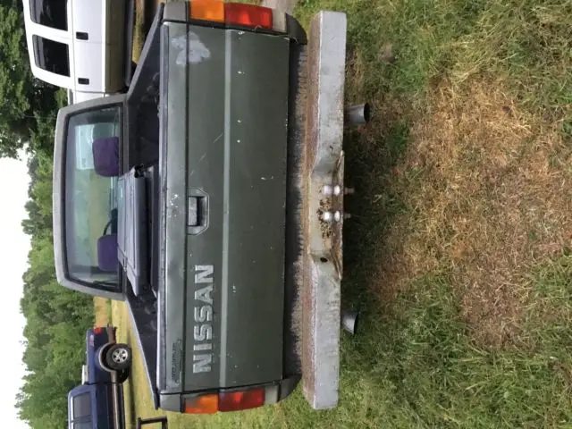 1987 nissan d21 base standard cab pickup 2-door 2.4l