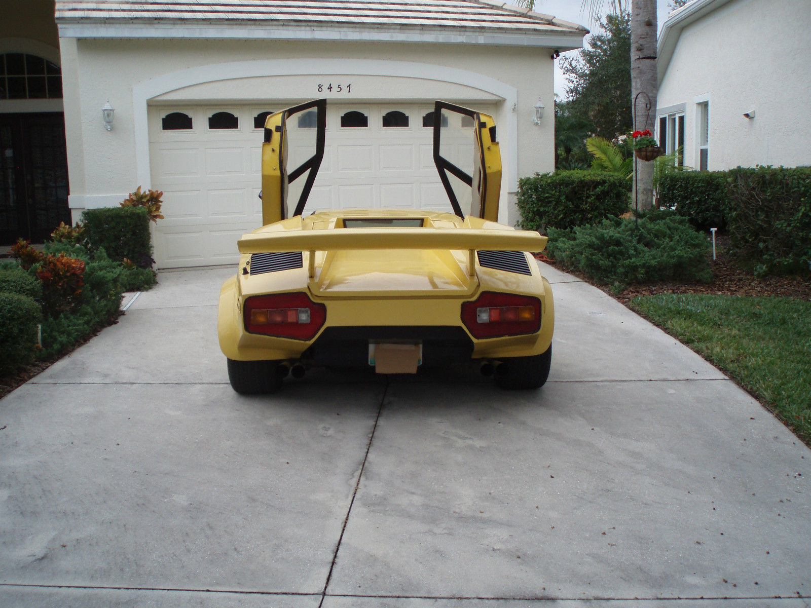 lamborghini countach replica