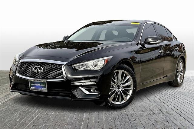 2022 infiniti q50 luxe