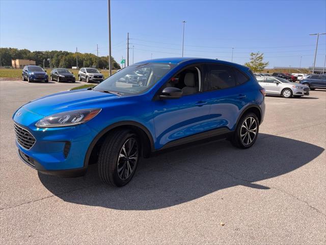 2021 ford escape se