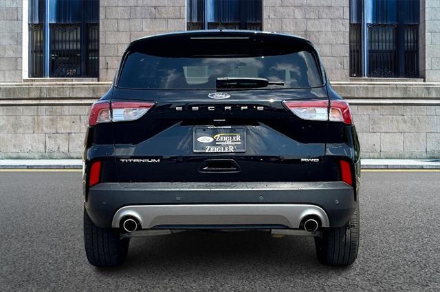 2021 ford escape titanium