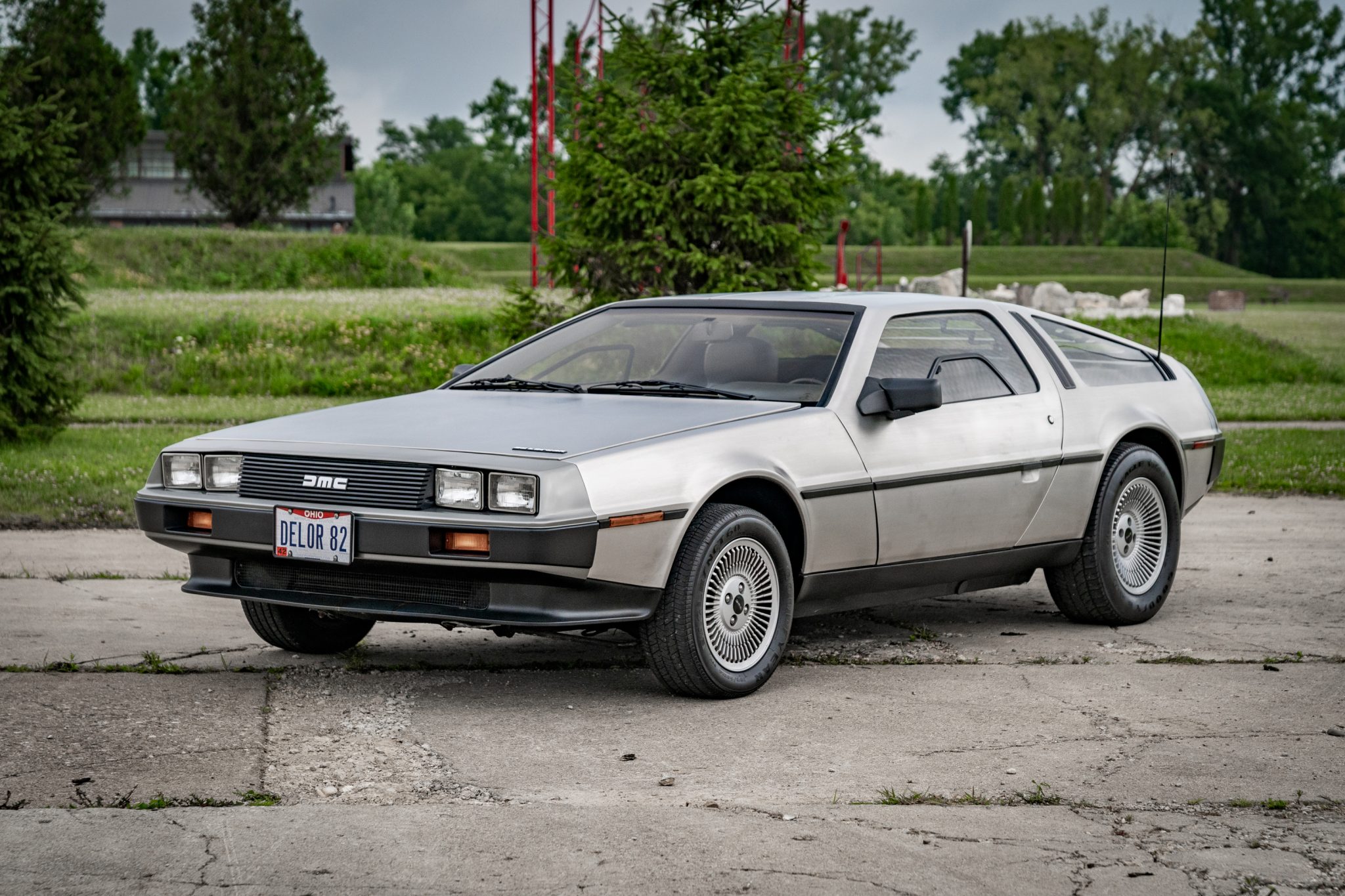 1982 delorean dmc-12 5-speed