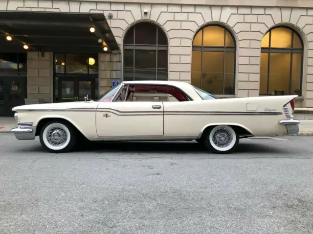 1959 chrysler windsor 2-door hardtop - cool car with cool fins!!
