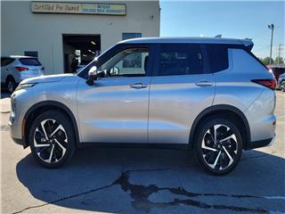 2022 Mitsubishi Outlander se