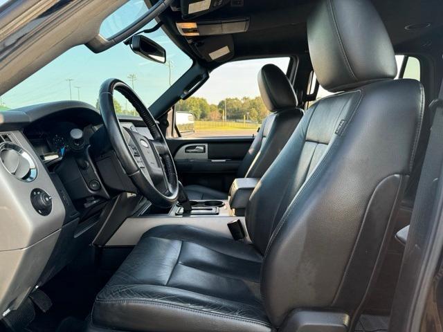 2017 ford expedition xlt
