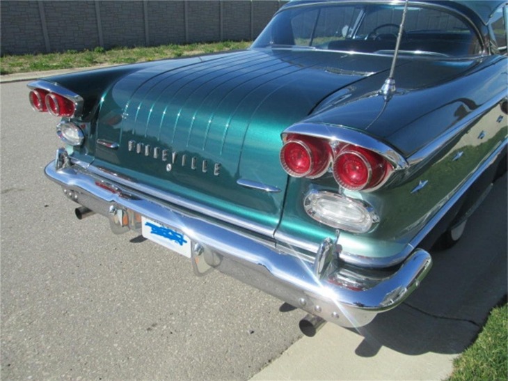 pontiac bonneville