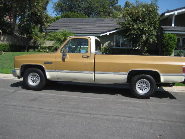 1985 gmc sierra classic half ton