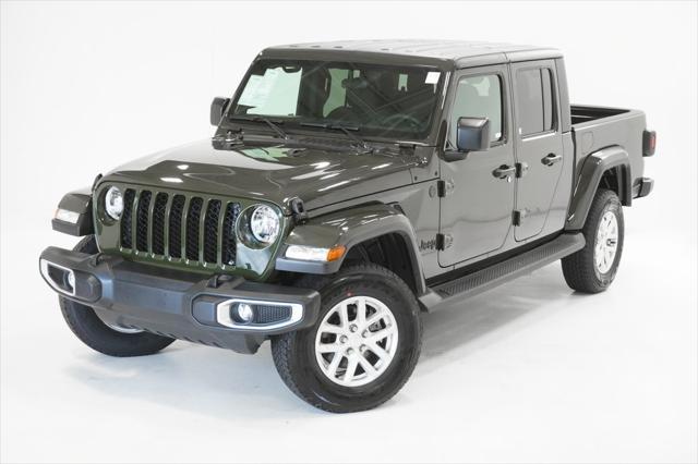 2023 jeep gladiator sport s
