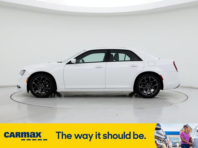 2023 chrysler 300 s